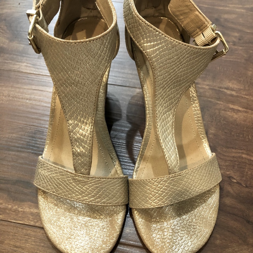 Kenneth Cole Metallic Wedge Heels